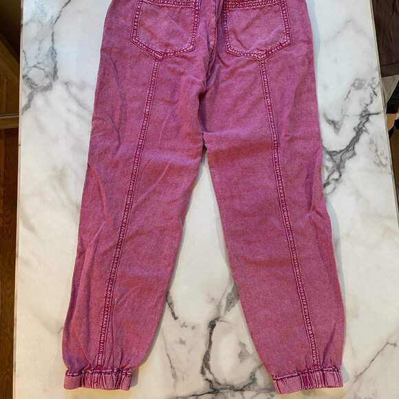 Anthropologie Cropped Pink Pants - Size XSP - Picture 2 of 3